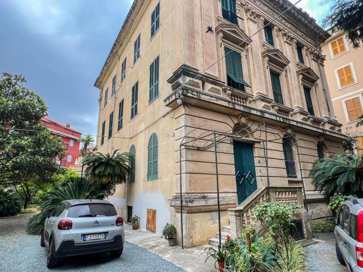 Appartamenti In Villa Del '900 Varazze Buitenkant foto